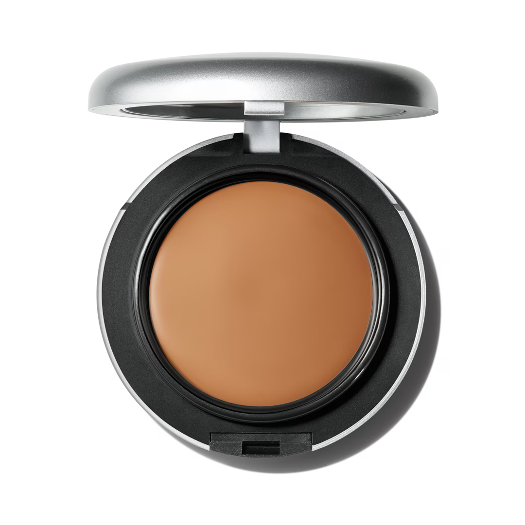 STUDIO FIX TECH CREAM-TO-POWDER FOUNDATION