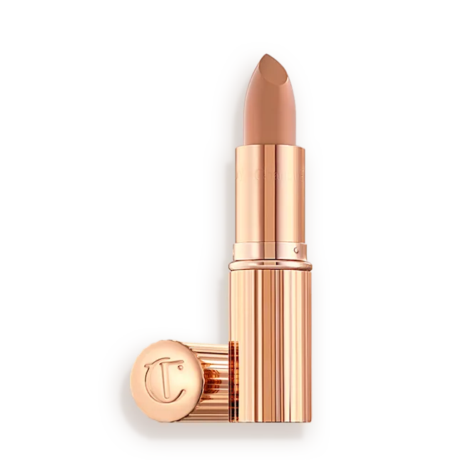 KISSING LIPSTICK